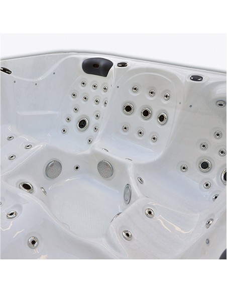Spa prefabricado modelo Toscana detalle jets