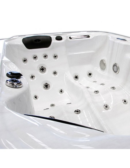 Spa prefabricado modelo Mitto Spa prefabricado modelo Mitto