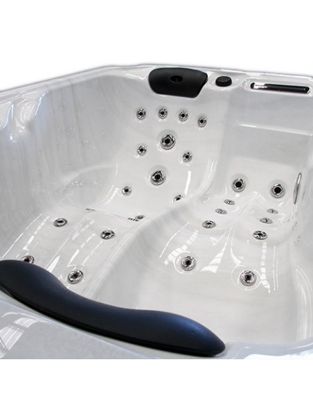 Spa prefabricado modelo Mitto Spa prefabricado modelo Mitto