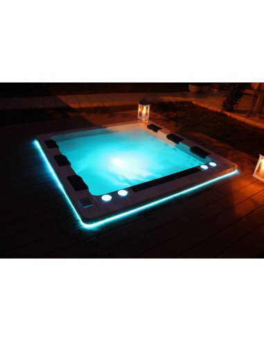 Spa modelo grippa con luces led azules