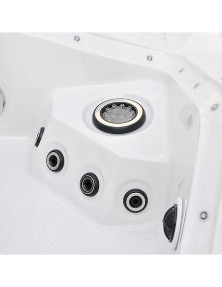 Spa con hidromasaje, leds, cromoterapia,fabricado en pvc